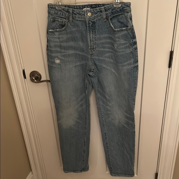 Old Navy High Rise Blue Jeans with Distressed Style - Picture 1 of 11